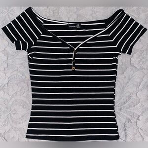 POPULAR 21 Striped Top Size: S